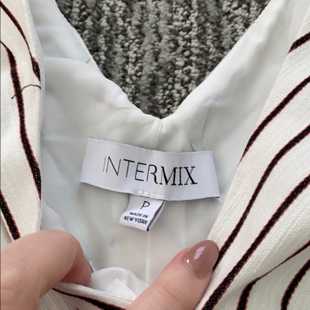 Intermix Top - Picture 2 of 6